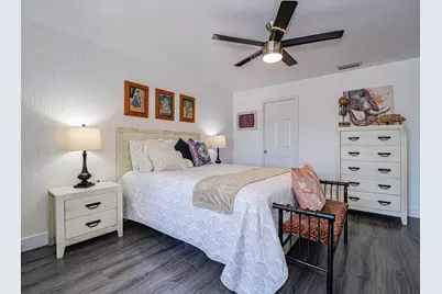 675 W Lake Jasmine Circle #206, Vero Beach, FL 32962 - Photo 15