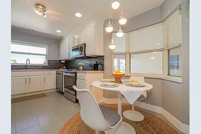 675 W Lake Jasmine Circle #206, Vero Beach, FL 32962 - Photo 5