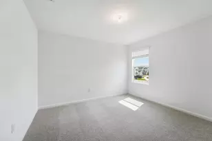 10436 NW Suncrest Loop, Port Saint Lucie, FL 34987 - Photo 15