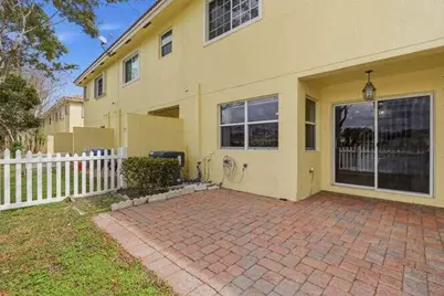 1218 Imperial Lake Road, West Palm Beach, FL 33413 - Photo 5