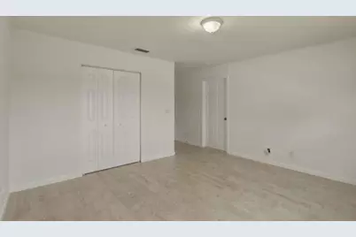 1218 Imperial Lake Road, West Palm Beach, FL 33413 - Photo 25