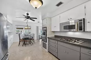 2449 Gertrude Dr, Lake Worth, FL 33462 - Photo 27