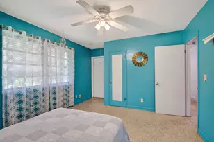 2449 Gertrude Dr, Lake Worth, FL 33462 - Photo 9