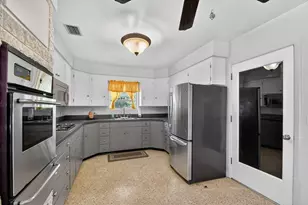 2449 Gertrude Dr, Lake Worth, FL 33462 - Photo 5