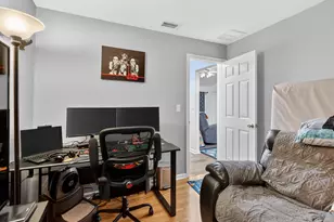 1011 SE Euclid Ln, Port Saint Lucie, FL 34983 - Photo 21