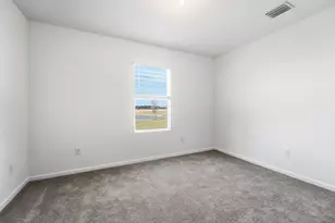 10754 NW Moon Rise Ln, Port Saint Lucie, FL 34987 - Photo 5