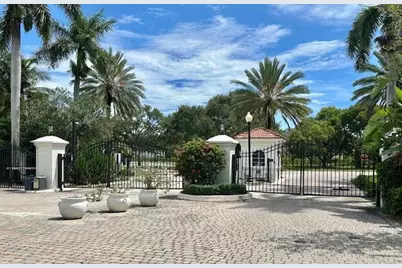 401 Villa Circle, Boynton Beach, FL 33435 - Photo 21