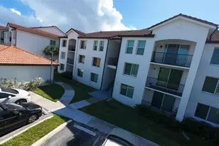 401 Villa Cir, Boynton Beach, FL 33435 - Photo 3