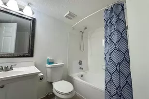 401 Villa Cir, Boynton Beach, FL 33435 - Photo 25