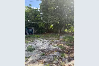 917 W 7th Street, Riviera Beach, FL 33404 - Photo 9