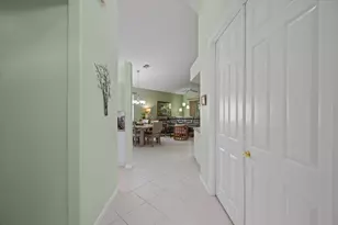 9078 Bay Point Cir, West Palm Beach, FL 33411 - Photo 5
