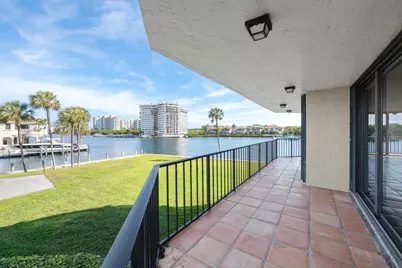 899 Jeffery Street #214, Boca Raton, FL 33487 - Photo 3