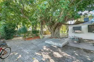 11 SW 4th St, Delray Beach, FL 33444 - Photo 27