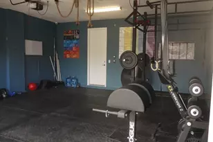 835 NE 191st St, Miami, FL 33179 - Photo 23