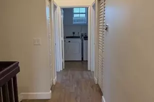 835 NE 191st St, Miami, FL 33179 - Photo 11