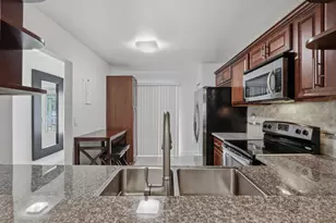 4330 Lucerne Villas Ln, Lake Worth, FL 33467 - Photo 5