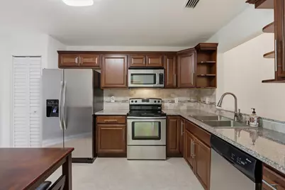 4330 Lucerne Villas Lane, Lake Worth, FL 33467 - Photo 3