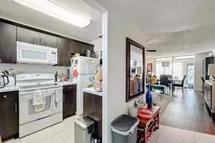 8225 Sunrise Lakes Blvd, Sunrise, FL 33322 - Photo 5