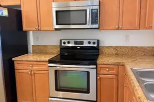 398 Lake Monterey Cir, Boynton Beach, FL 33426 - Photo 9