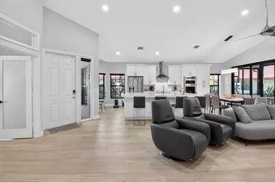 7613 Lexington Club Boulevard #B, Delray Beach, FL 33446 - Photo 5