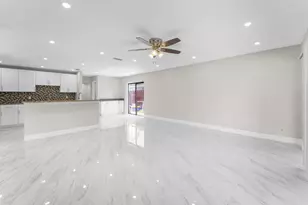 22207 Alyssum Way, Boca Raton, FL 33433 - Photo 9