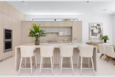 1051 NE 2nd Terrace, Boca Raton, FL 33432 - Photo 9