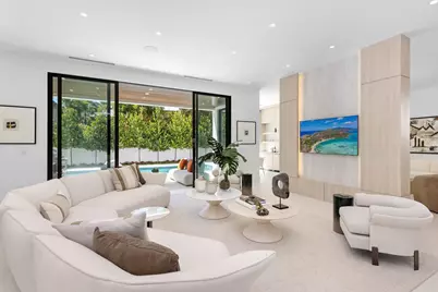 1051 NE 2nd Terrace, Boca Raton, FL 33432 - Photo 5