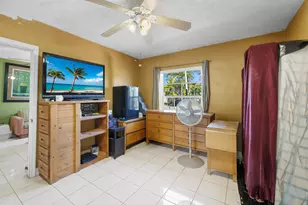 5838 Harding St, Hollywood, FL 33021 - Photo 19