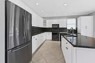 9709 Wyeth Ct, Wellington, FL 33414 - Photo 13