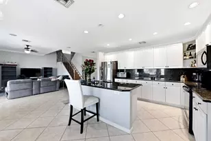 9709 Wyeth Ct, Wellington, FL 33414 - Photo 7