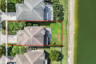 9709 Wyeth Ct, Wellington, FL 33414 - Photo 3