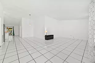 7902 Burlwood Ln, Lake Worth, FL 33467 - Photo 5