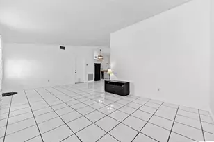 7902 Burlwood Ln, Lake Worth, FL 33467 - Photo 5