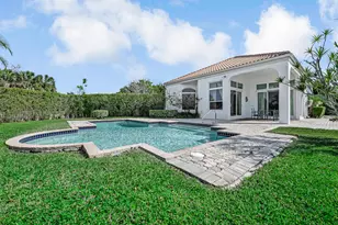 2482 Players Ct, Wellington, FL 33414 - Photo 9