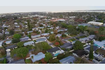 1301 SE Sandpiper Lane, Stuart, FL 34996 - Photo 51