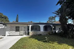 1301 SE Sandpiper Ln, Stuart, FL 34996 - Photo 43