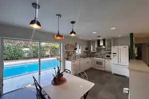 1301 SE Sandpiper Ln, Stuart, FL 34996 - Photo 21