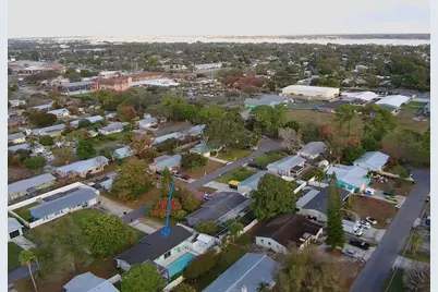 1301 SE Sandpiper Lane, Stuart, FL 34996 - Photo 5