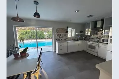 1301 SE Sandpiper Lane, Stuart, FL 34996 - Photo 17