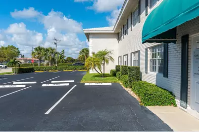 299 SW 7th Street #106, Boca Raton, FL 33432 - Photo 21