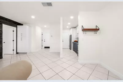 299 SW 7th Street #106, Boca Raton, FL 33432 - Photo 11