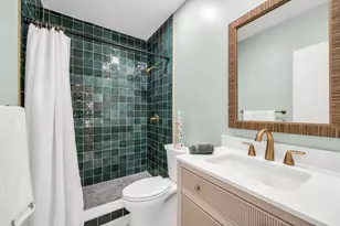 299 SW 7th St, Boca Raton, FL 33432 - Photo 17