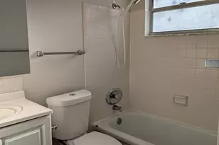 2600 SE Ocean Blvd, Stuart, FL 34996 - Photo 9