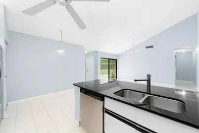 1139 Summit Trail Circle #A, West Palm Beach, FL 33415 - Photo 11