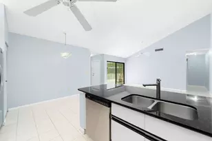 1139 Summit Trail Cir, West Palm Beach, FL 33415 - Photo 11