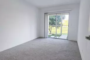 2003 Lincoln A, Boca Raton, FL 33434 - Photo 19