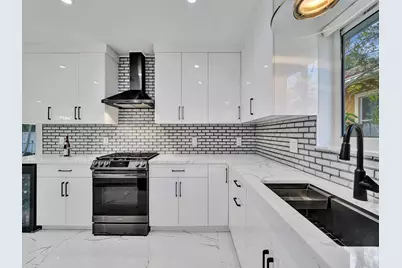 3204 Robbins Road, Pompano Beach, FL 33062 - Photo 17