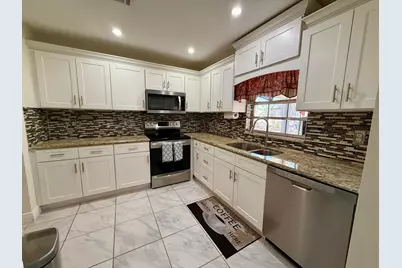 5850 Summerfield Court #52, Fort Pierce, FL 34982 - Photo 11