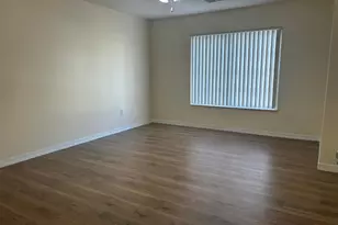 1687 SE Pomeroy St, Stuart, FL 34997 - Photo 9