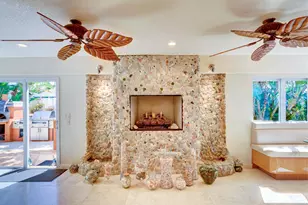 1191 Emerald Ln, Singer Island, FL 33404 - Photo 27
